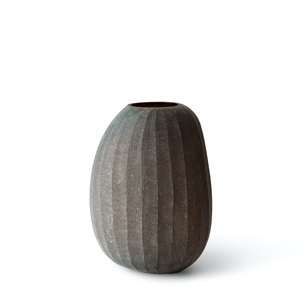 Nordstjerne Organic vase, smoke